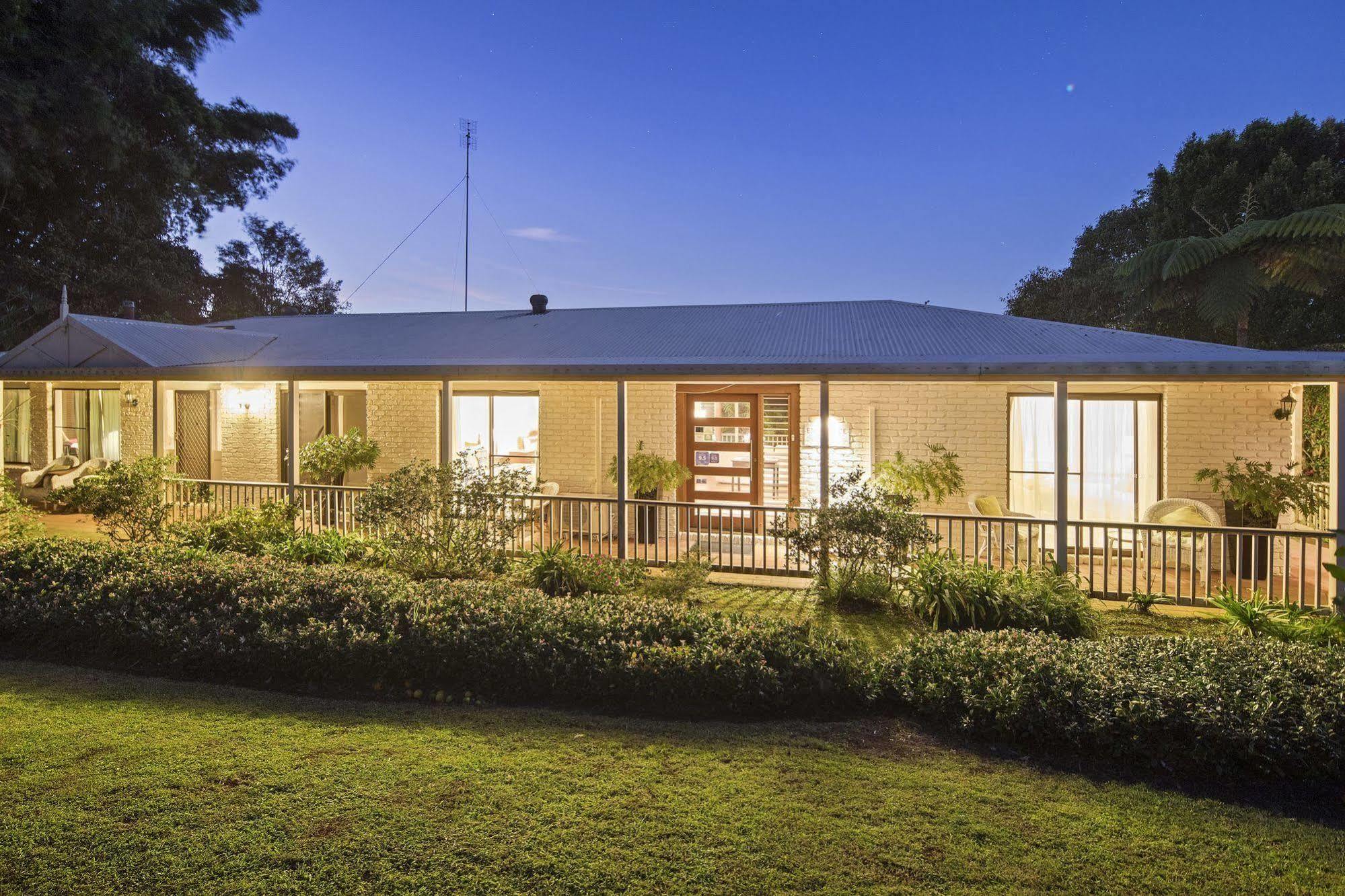 Eden Lodge Nambour Εξωτερικό φωτογραφία