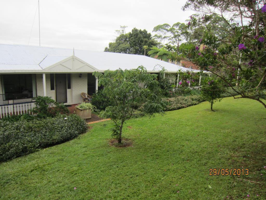 Eden Lodge Nambour Εξωτερικό φωτογραφία